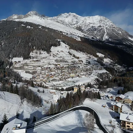 Un Posto Al Sole Clevolo